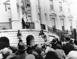 1929