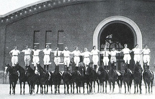 1930