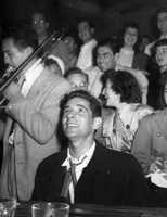 1946
