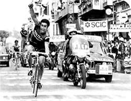 1976